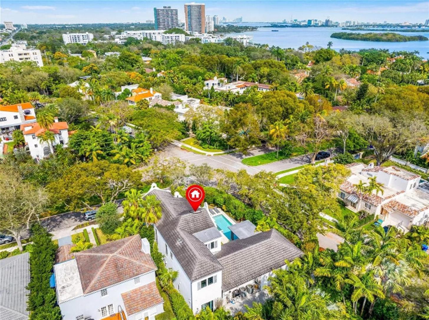 Tons Of Natural Light Private Star Home Miami Exterior photo